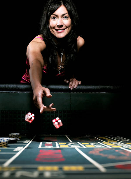 Fa Cai Shen Deluxe game interface on mobile phone showing reel layout and bet controls
